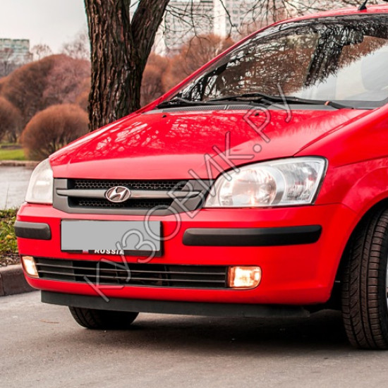 Бампер передний в цвет кузова Hyundai Getz (2002-2005) дорестайлинг